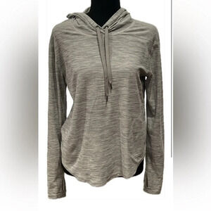 4 old navy workout tops